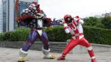 警察戦隊パトレンジャーＦｅａｔ．快盗戦隊ルパンレンジャー　もう一人のパトレン２号